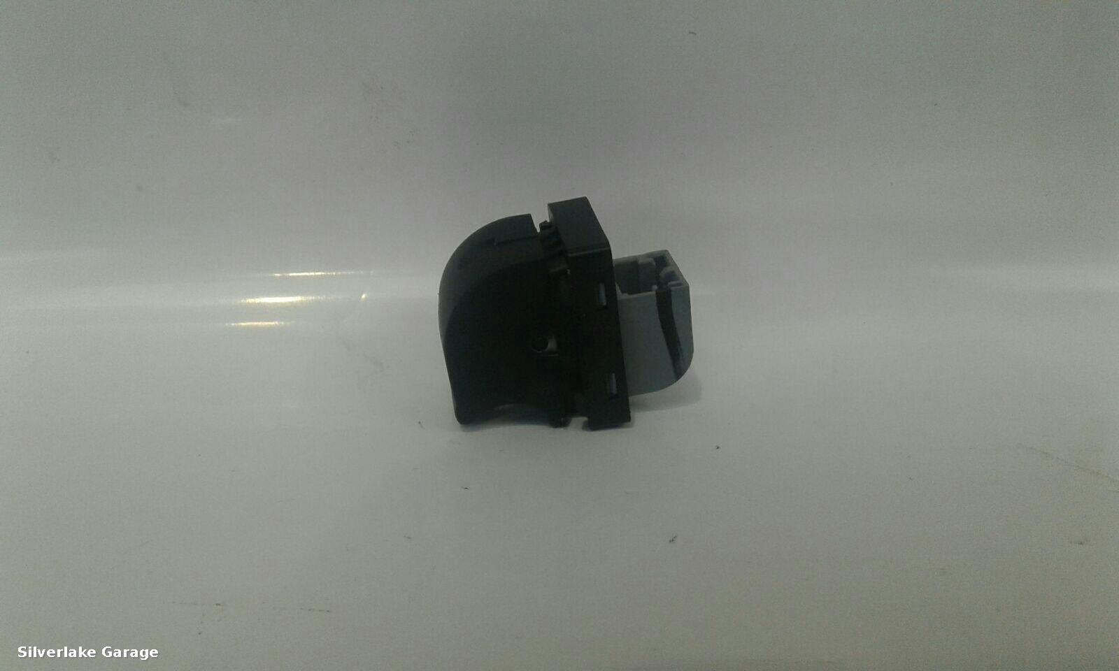 View Auto part Elect. Window Switch AUDI A3 2008
