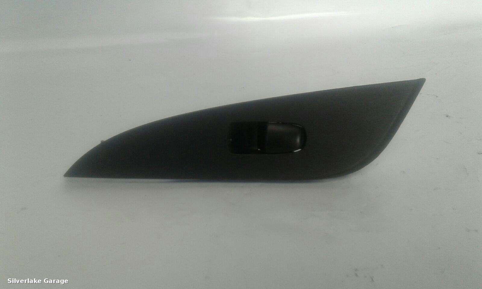 View Auto part Elect. Window Switch NISSAN PULSAR 2016