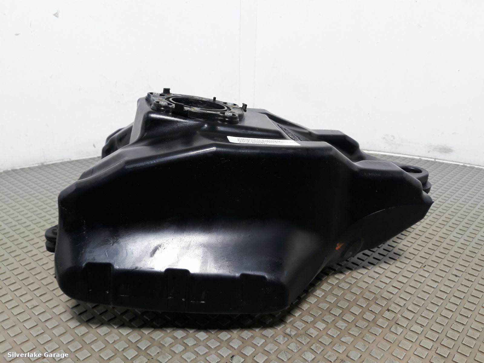 View Auto part Fuel Tank HUSQVARNA VITPILEN 2018