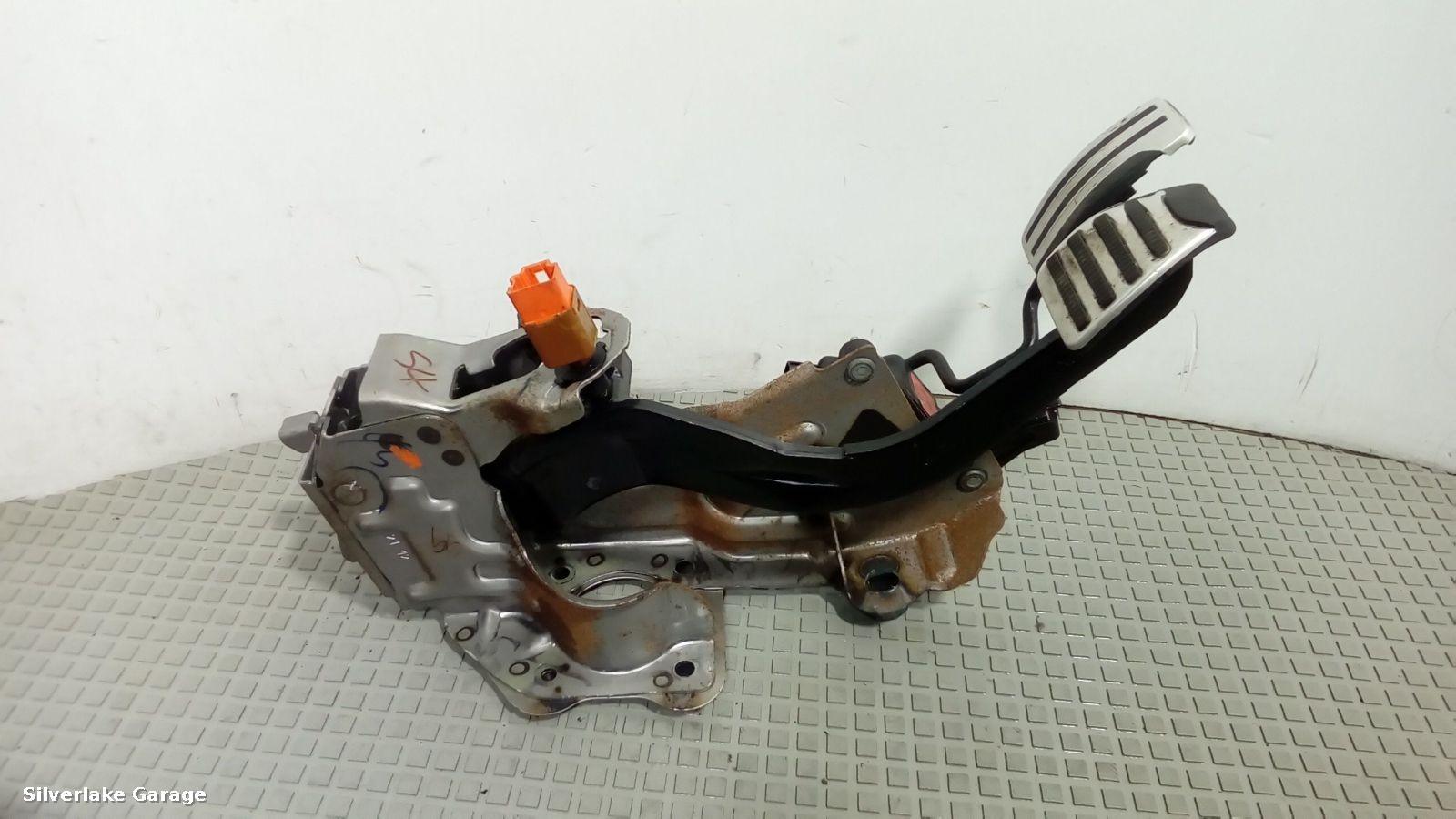 View Auto part Pedal Box NISSAN QASHQAI 2012