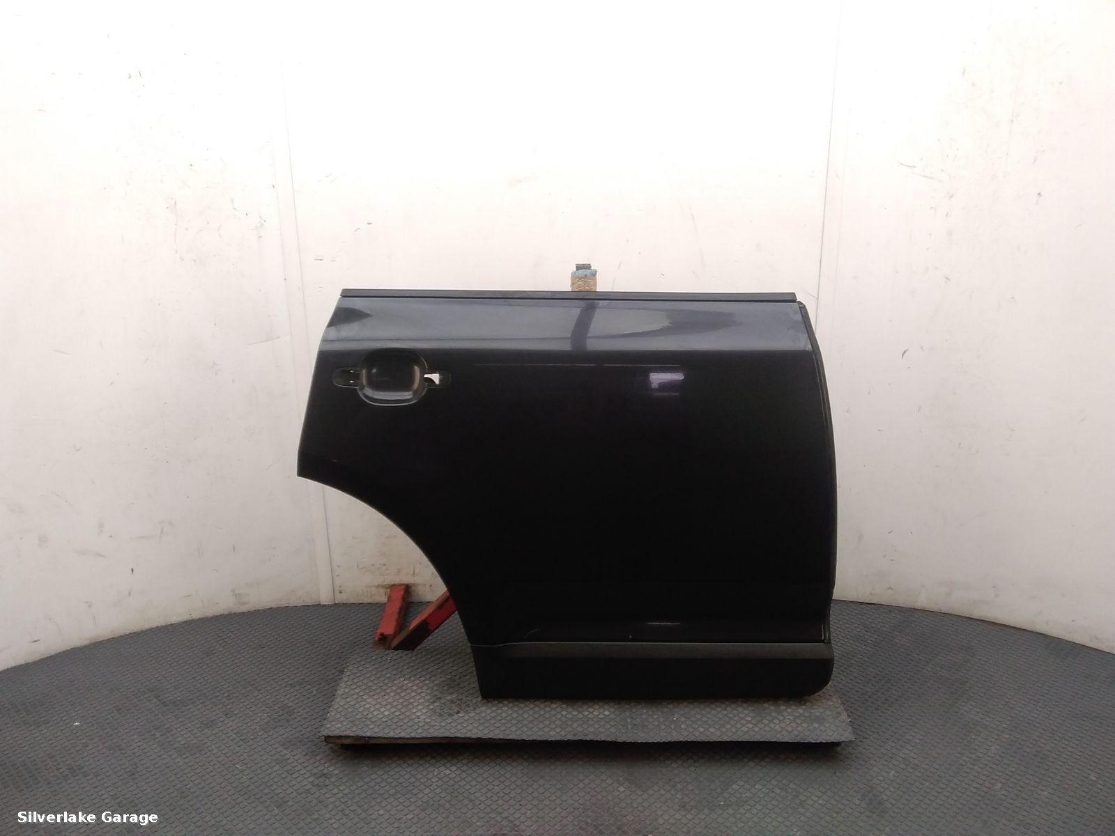 View Auto part R Rear Door VOLKSWAGEN TOUAREG 2004