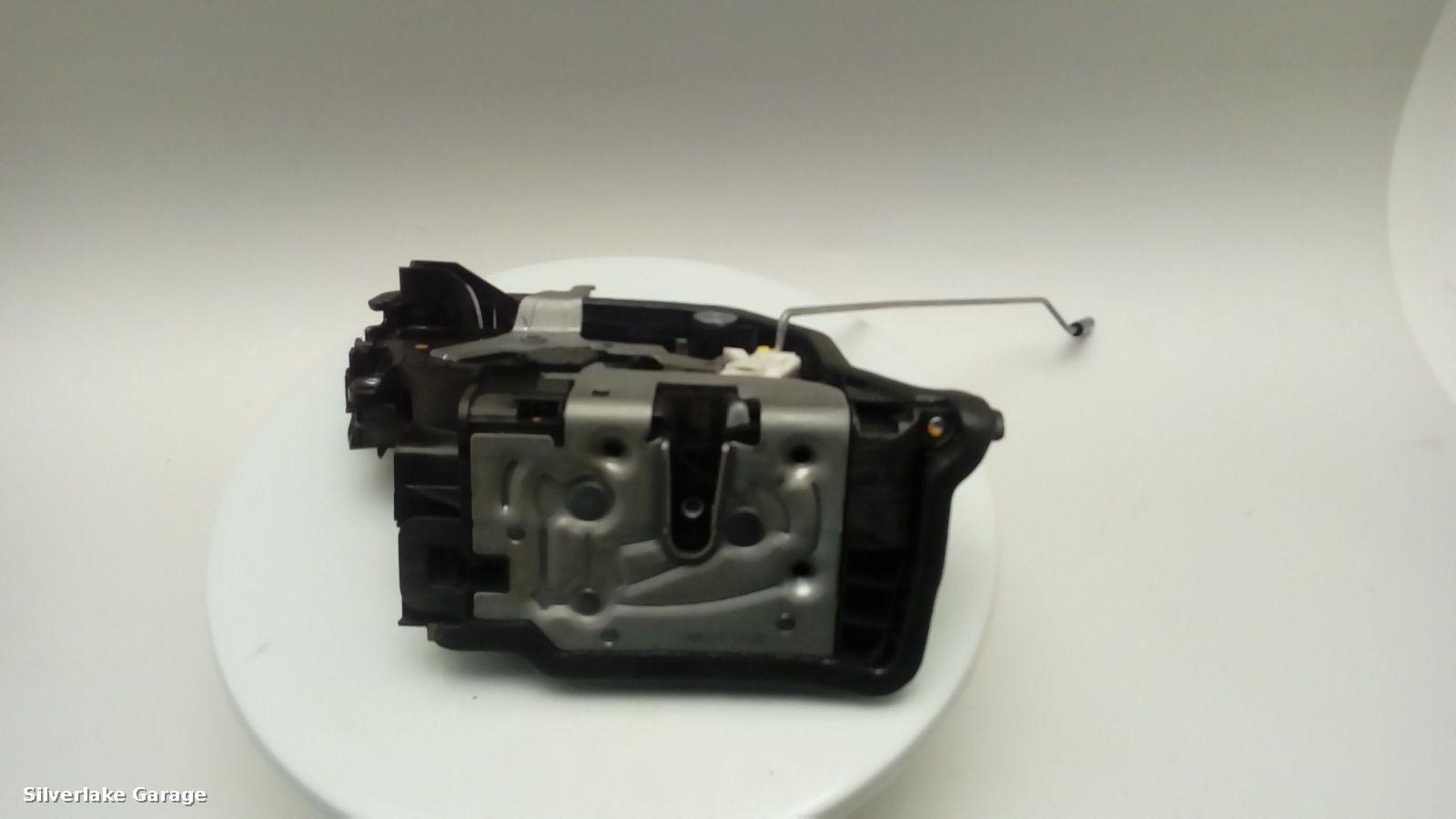 View Auto part Door Lock Assembly BMW X2 2019