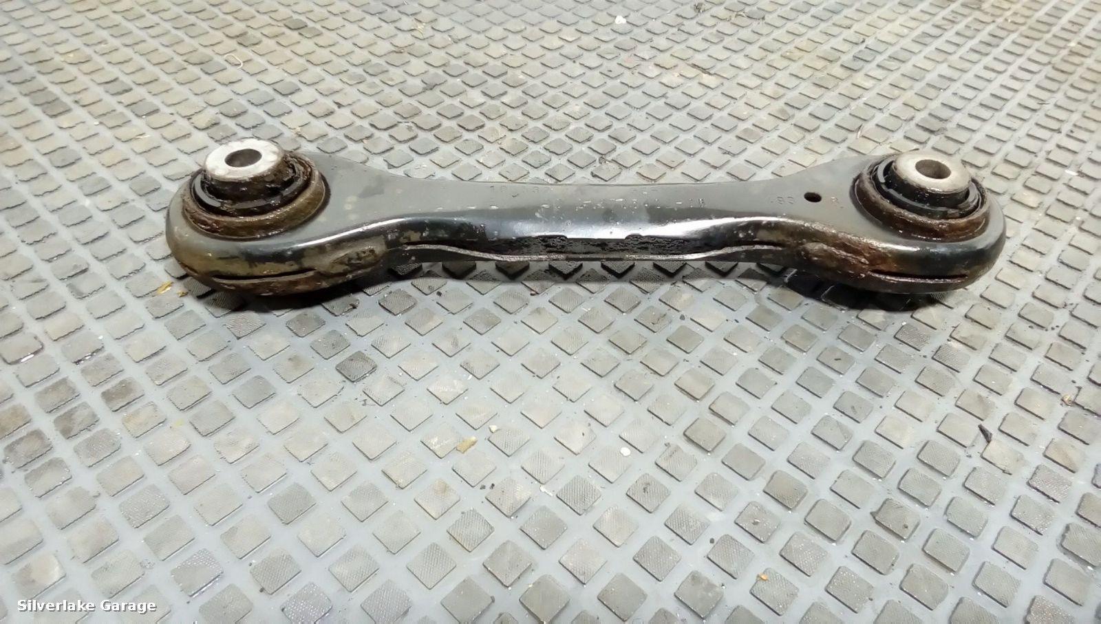 View Auto part R Rear Upper Control Arm BMW 1 SERIES 2006