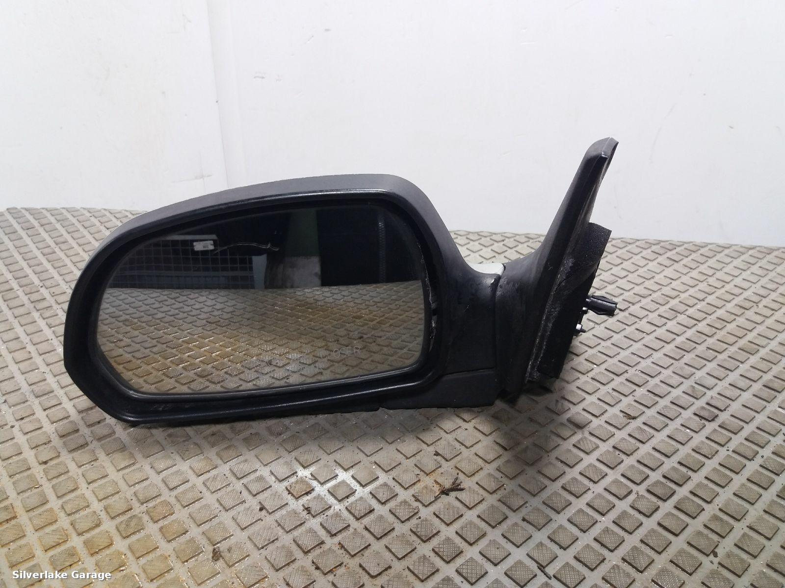 View Auto part L Door Mirror KIA SHUMA 2002