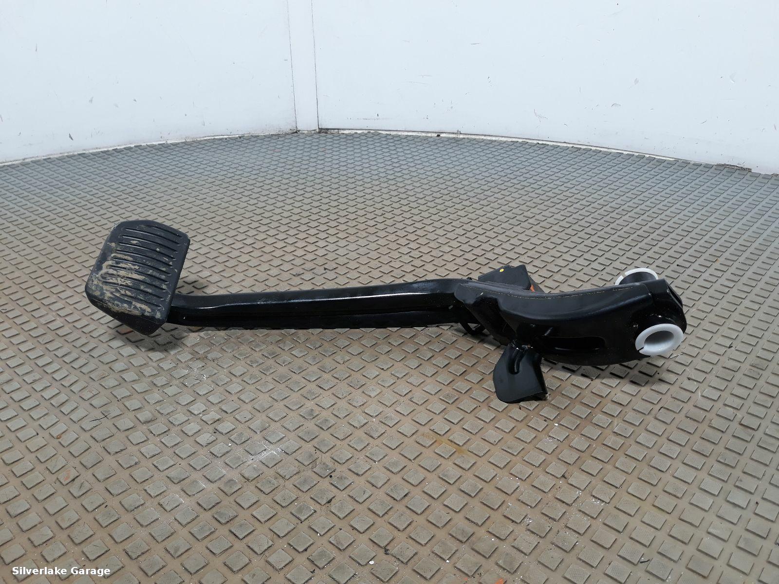 View Auto part Brake Pedal LAND ROVER DISCOVERY 2017