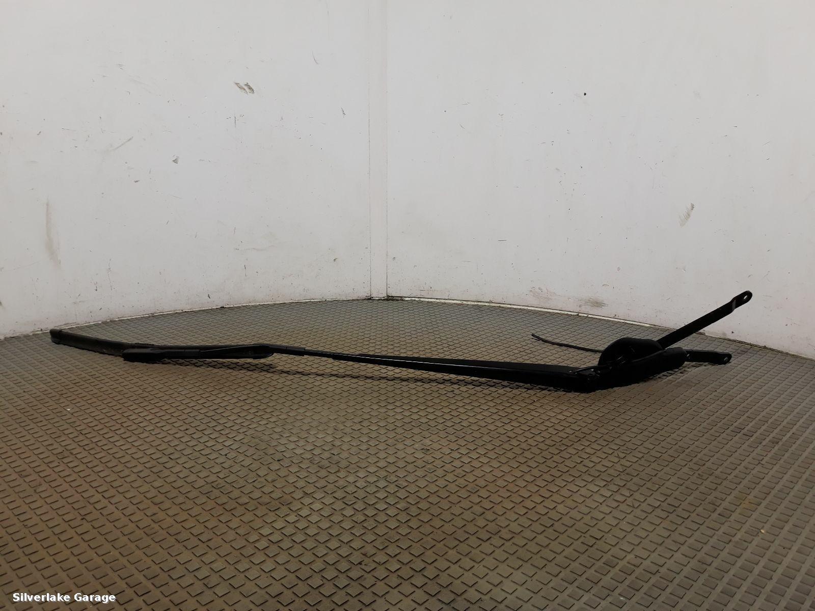 View Auto part Wiper Arm TESLA MODEL X 2017