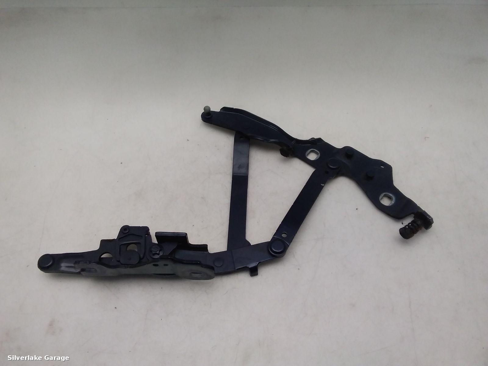 View Auto part Bonnet Hinge BMW Z4 2014