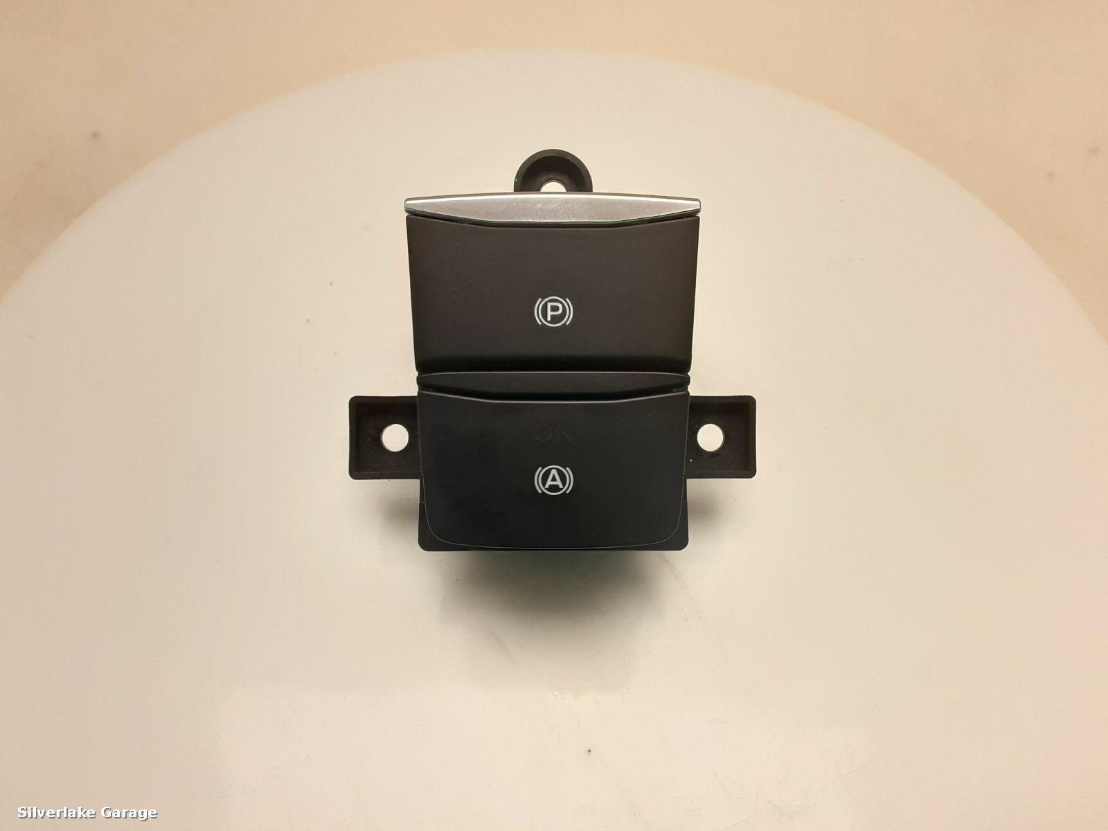 View Auto part Misc Switch FORD FOCUS 2018
