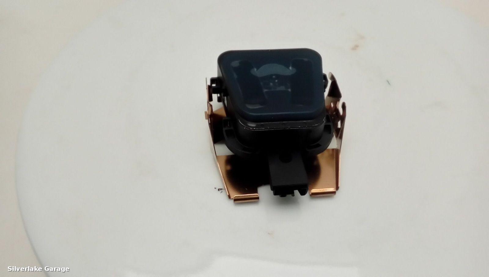 View Auto part RAINSENSOR PEUGEOT 208 2016