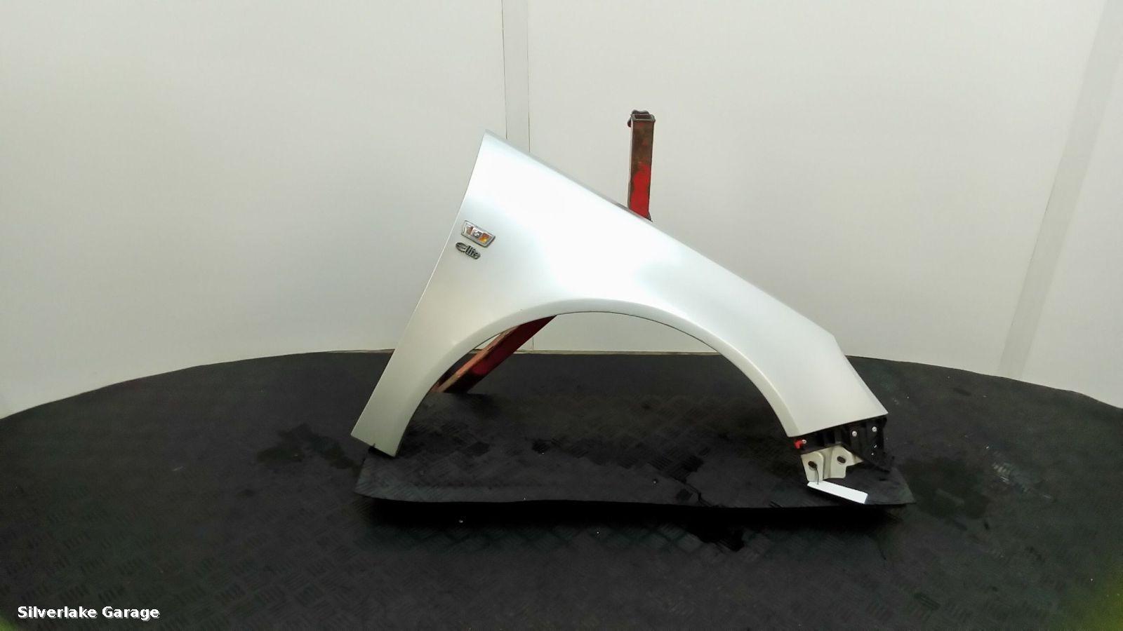 View Auto part R Wing VAUXHALL INSIGNIA 2014