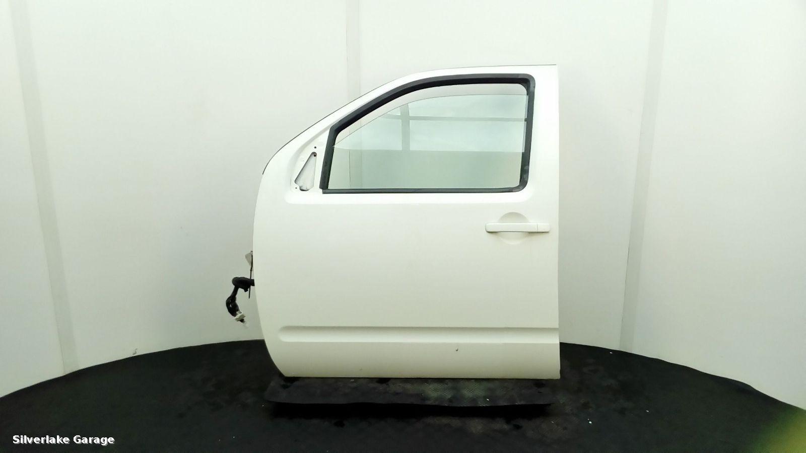 View Auto part L Front Door NISSAN PATHFINDER 2008