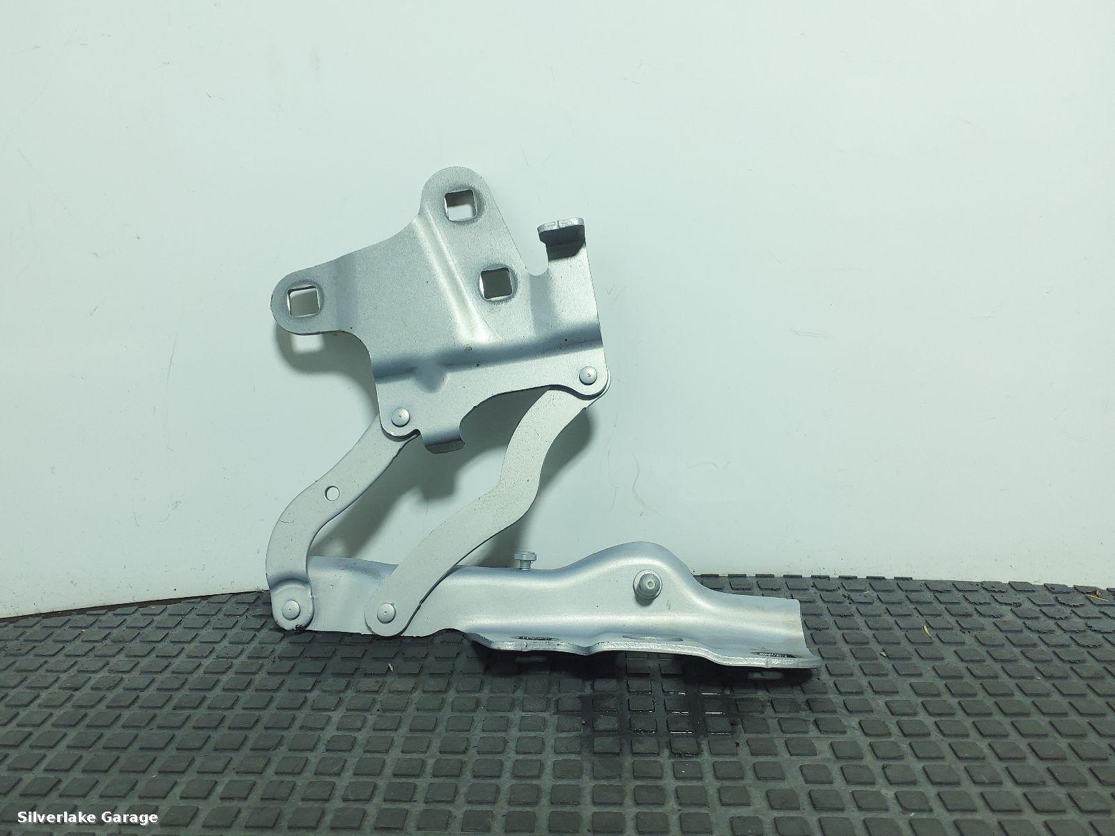 View Auto part Bonnet Hinge ALFA ROMEO STELVIO 2021