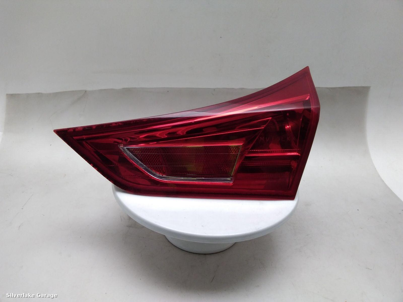 View Auto part R Taillight TOYOTA AURIS 2013