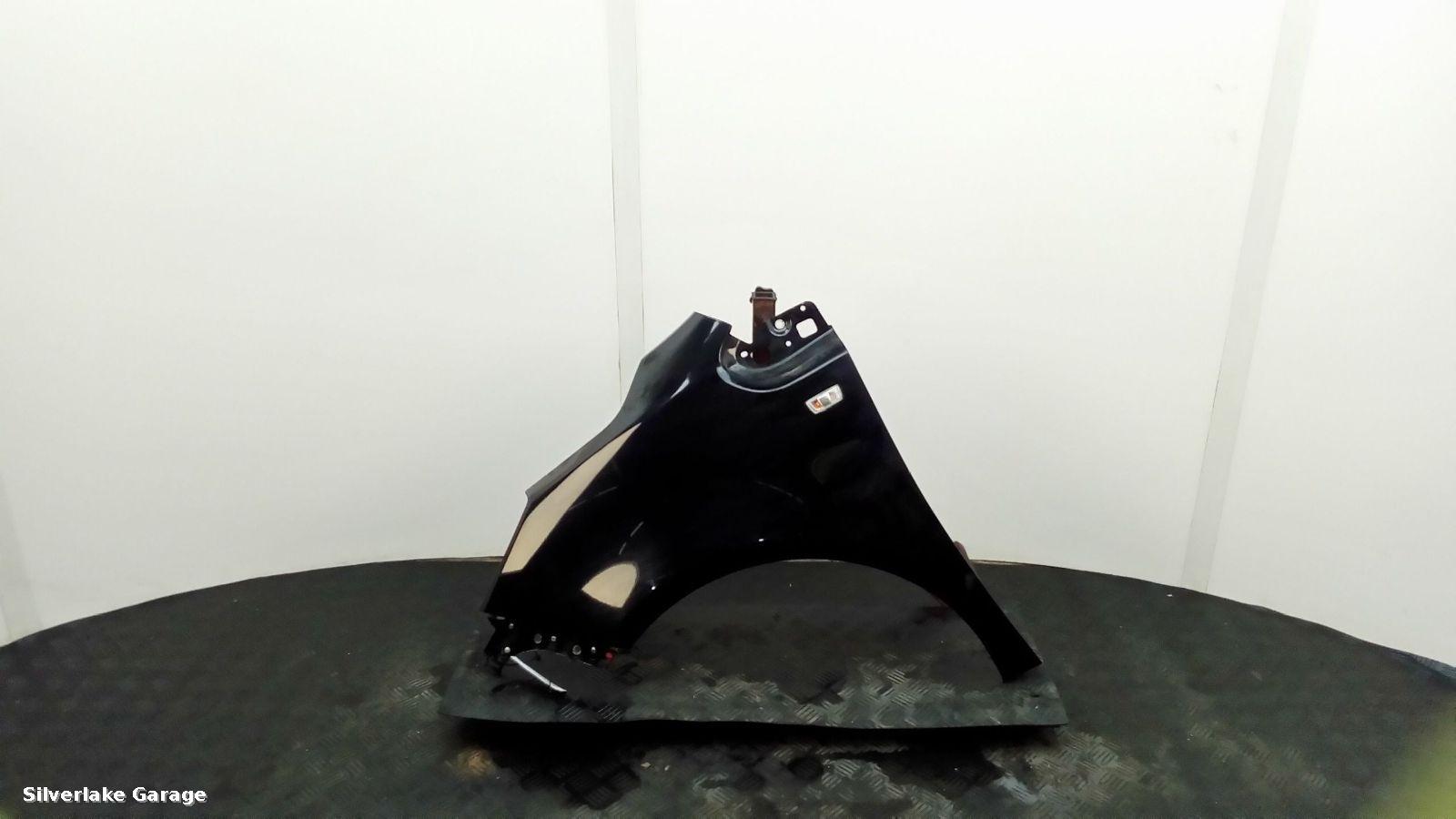 View Auto part L Wing VAUXHALL MERIVA 2011