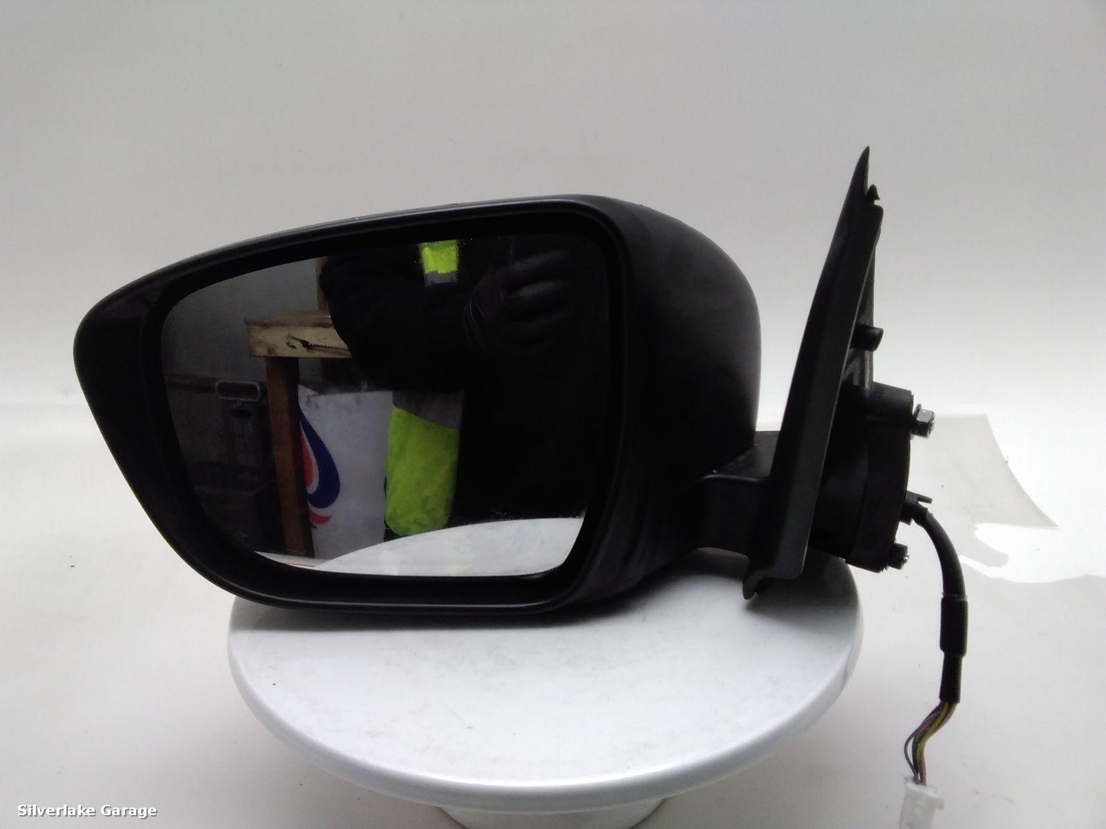 View Auto part L Door Mirror NISSAN JUKE 2018