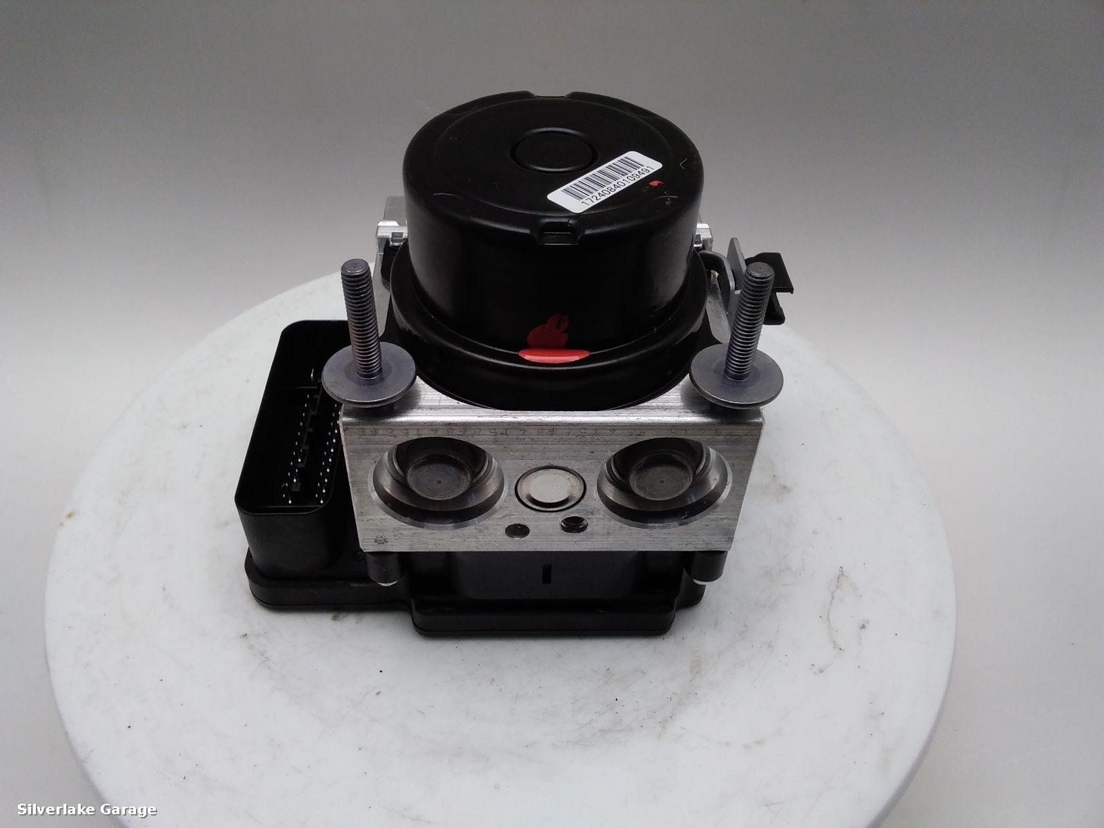 View Auto part ABS Pump/Modulator TOYOTA YARIS 2019