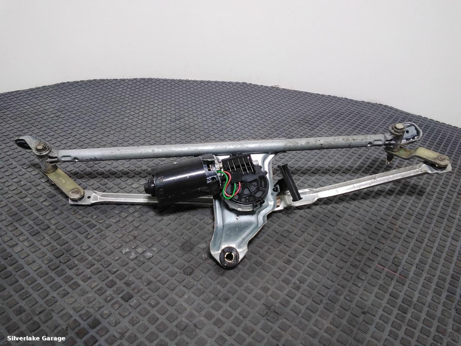 View Auto part Wiper Motor Front PORSCHE BOXSTER 2001