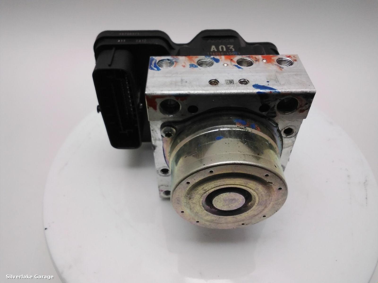 View Auto part ABS Pump/Modulator MITSUBISHI L200 2016