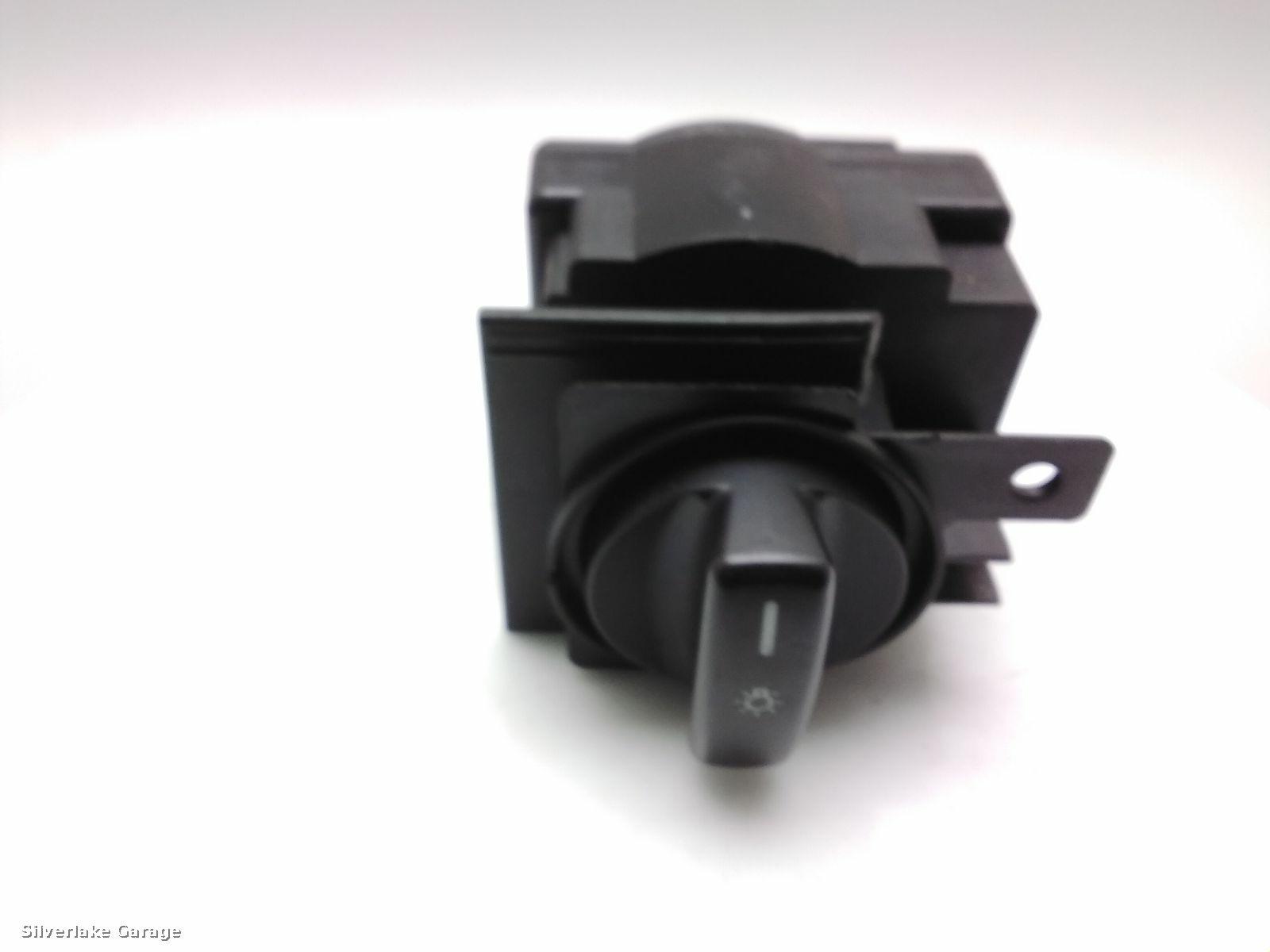 View Auto part Headlight Switch MERCEDES B CLASS 2006
