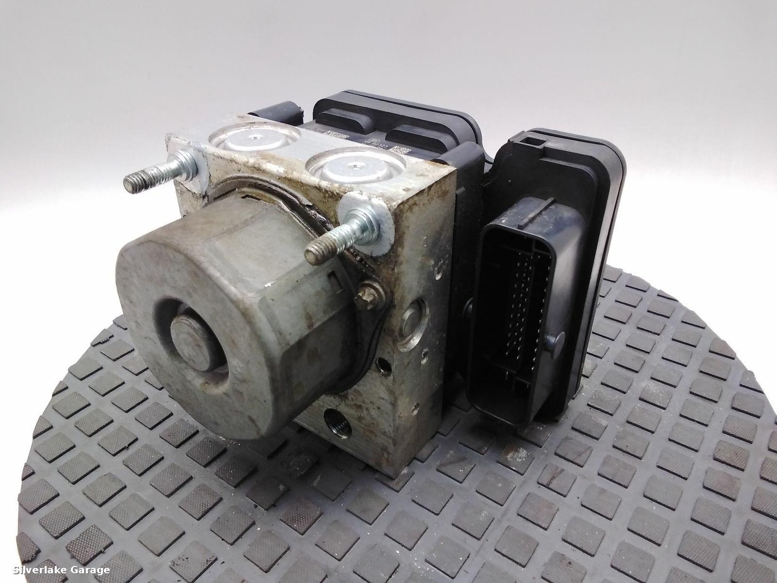 View Auto part ABS Pump/Modulator RENAULT CLIO 2014