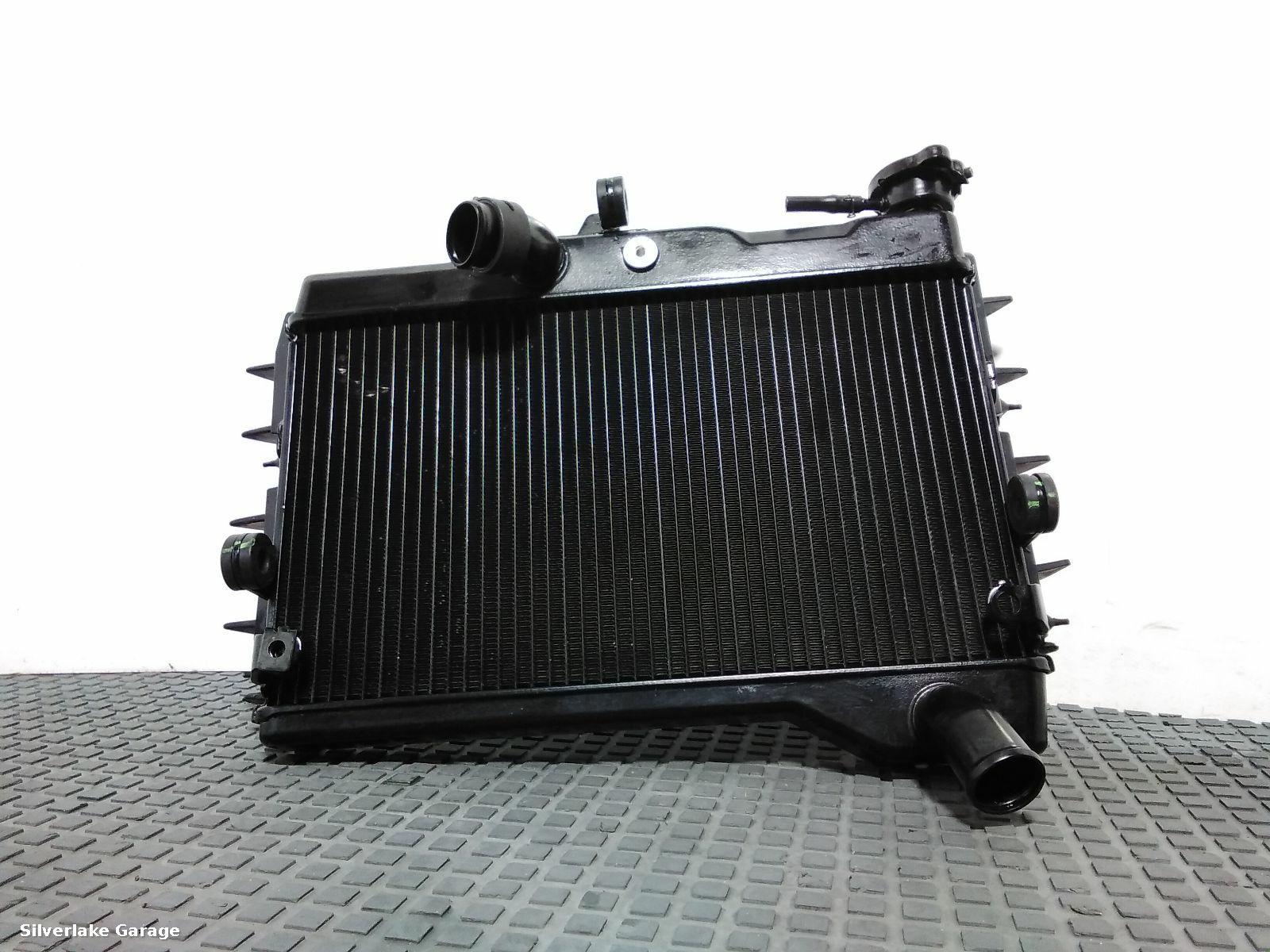 View Auto part Radiator YAMAHA MT-07  2021