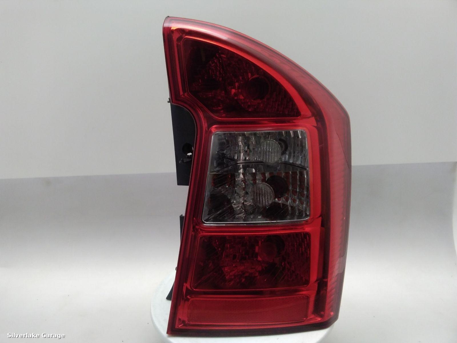 View Auto part R Taillight KIA CARENS 2008