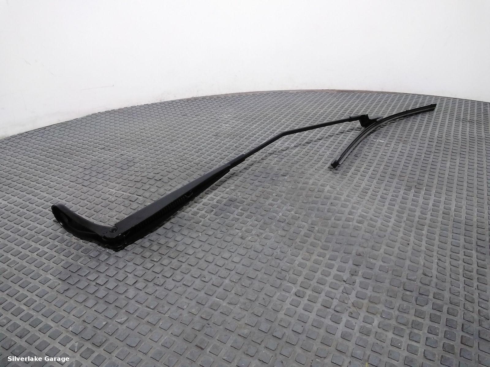 View Auto part Wiper Arm BMW 2 SERIES GRAN TOURER 2017