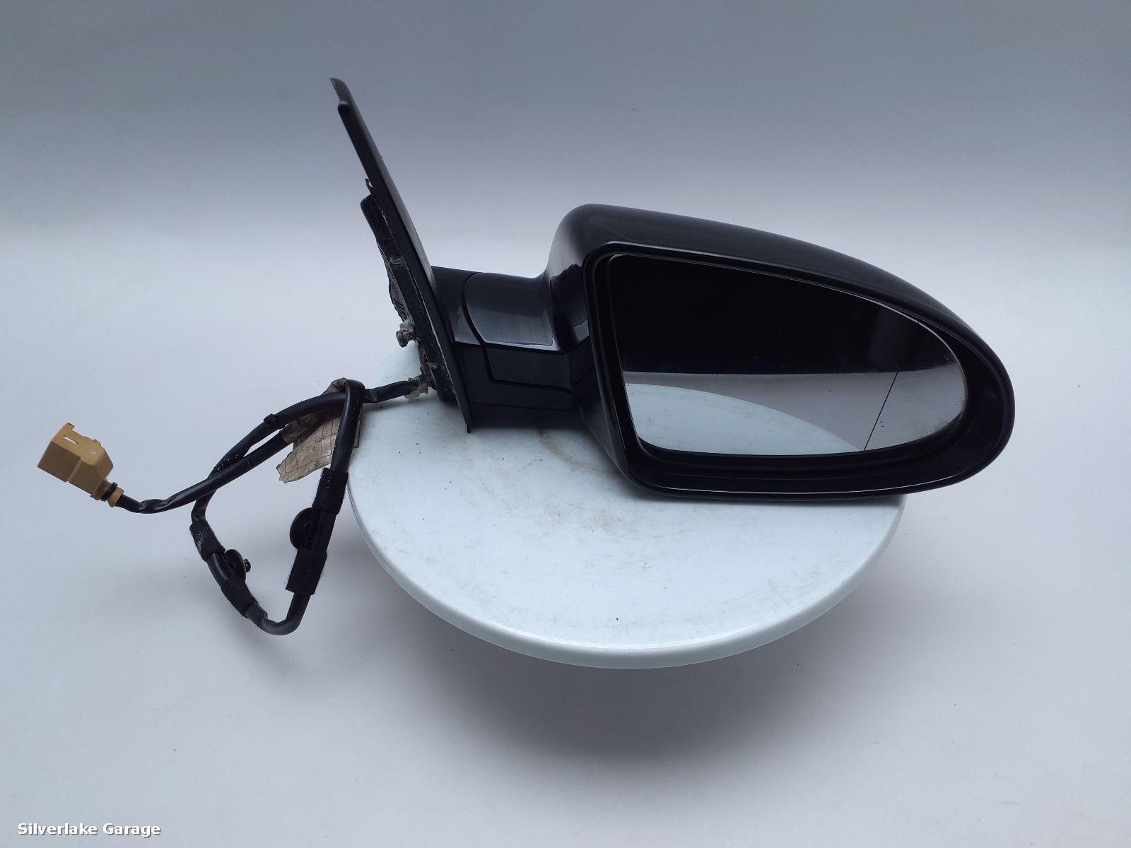 View Auto part R Door Mirror AUDI A2 2005