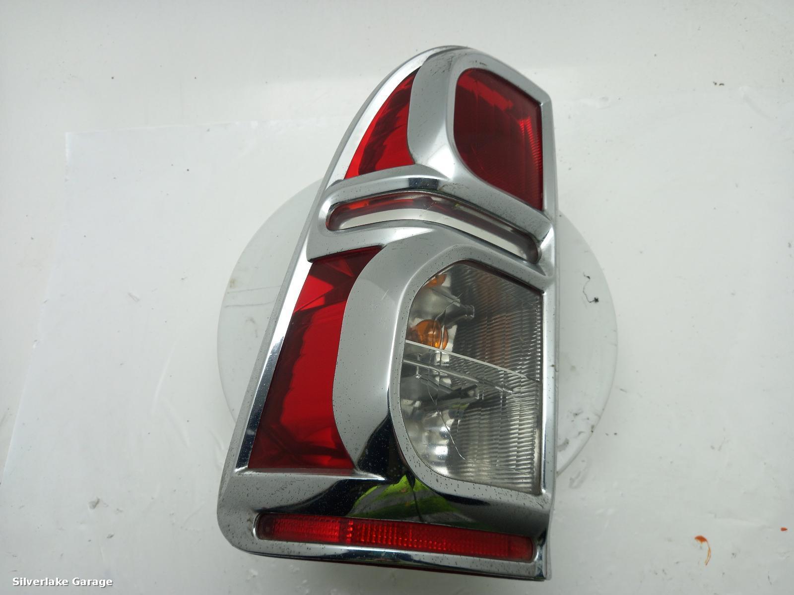 View Auto part L Taillight TOYOTA HILUX 2014