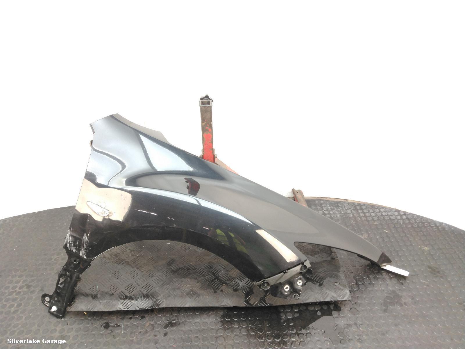 View Auto part R Wing MAZDA 6  2011