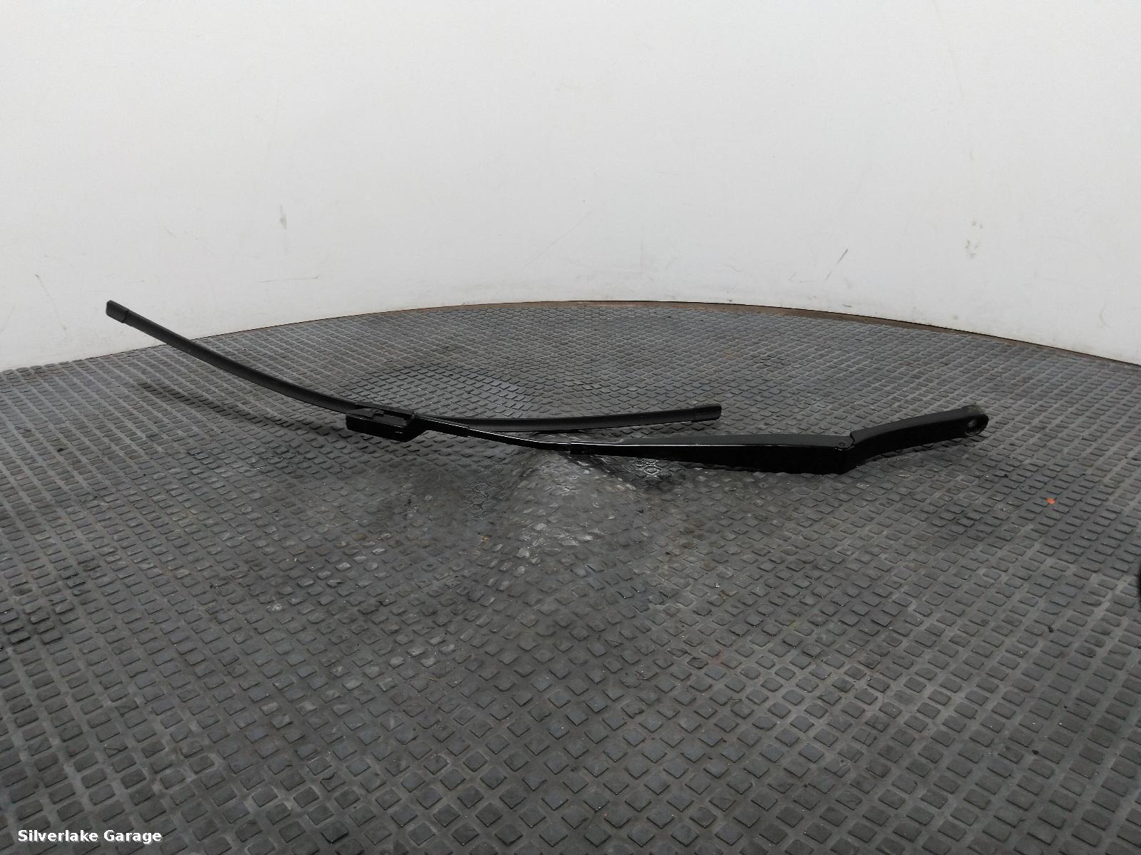 View Auto part Wiper Arm VOLKSWAGEN GOLF 2013