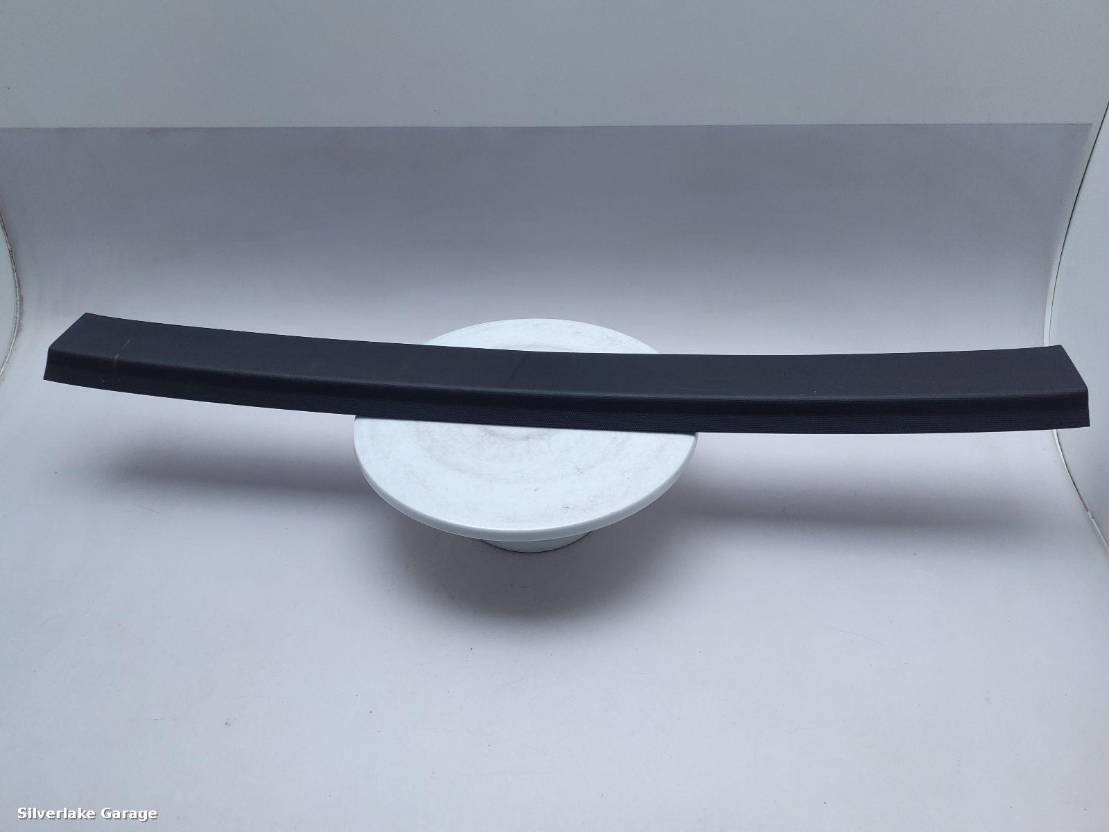 View Auto part Trim Panel VOLKSWAGEN GOLF 2019