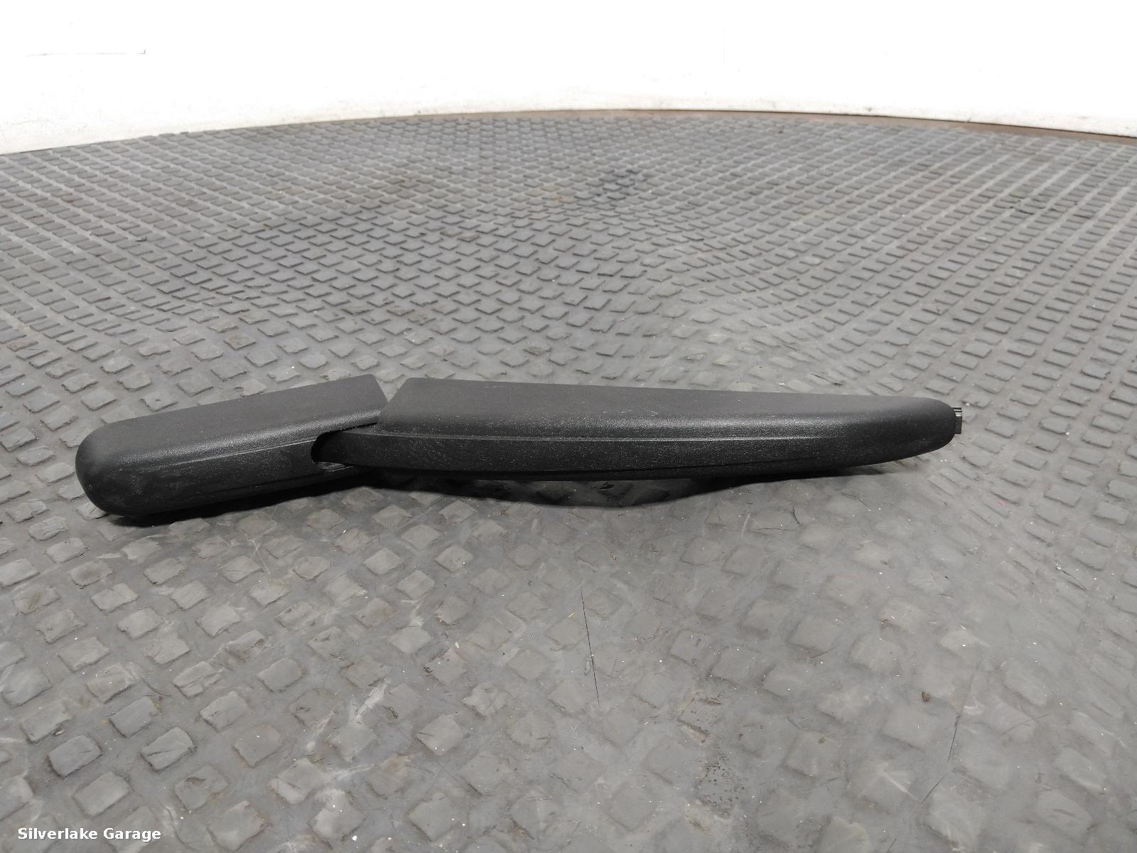 View Auto part Wiper Arm CITROEN DS5 2015