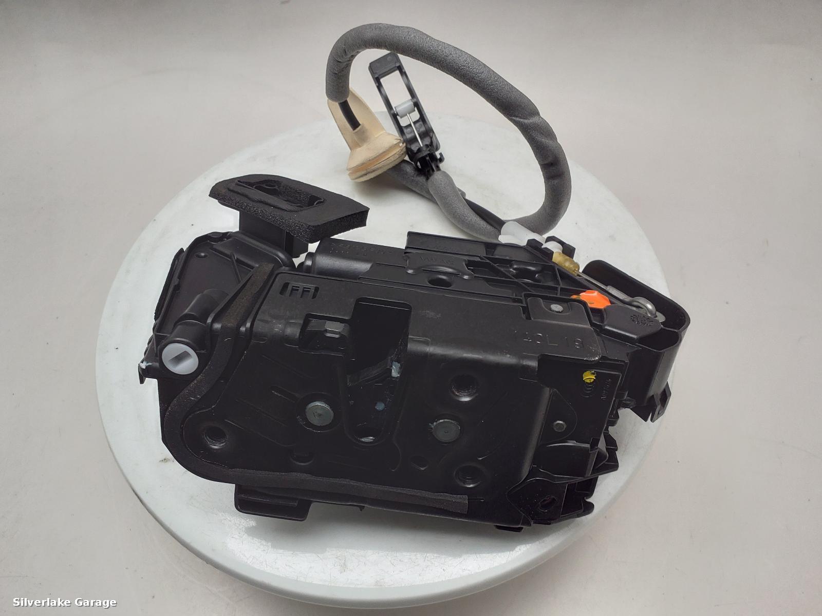 View Auto part Door Lock Assembly SEAT TARRACO 2019