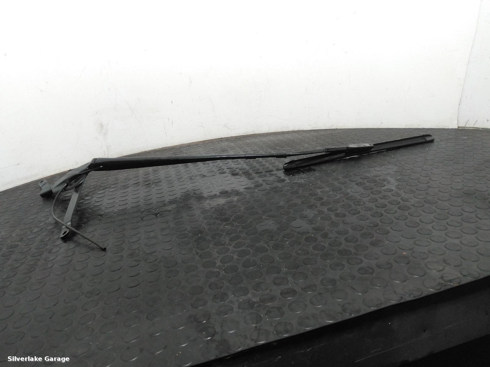 View Auto part Wiper Arm TESLA MODEL X 2020