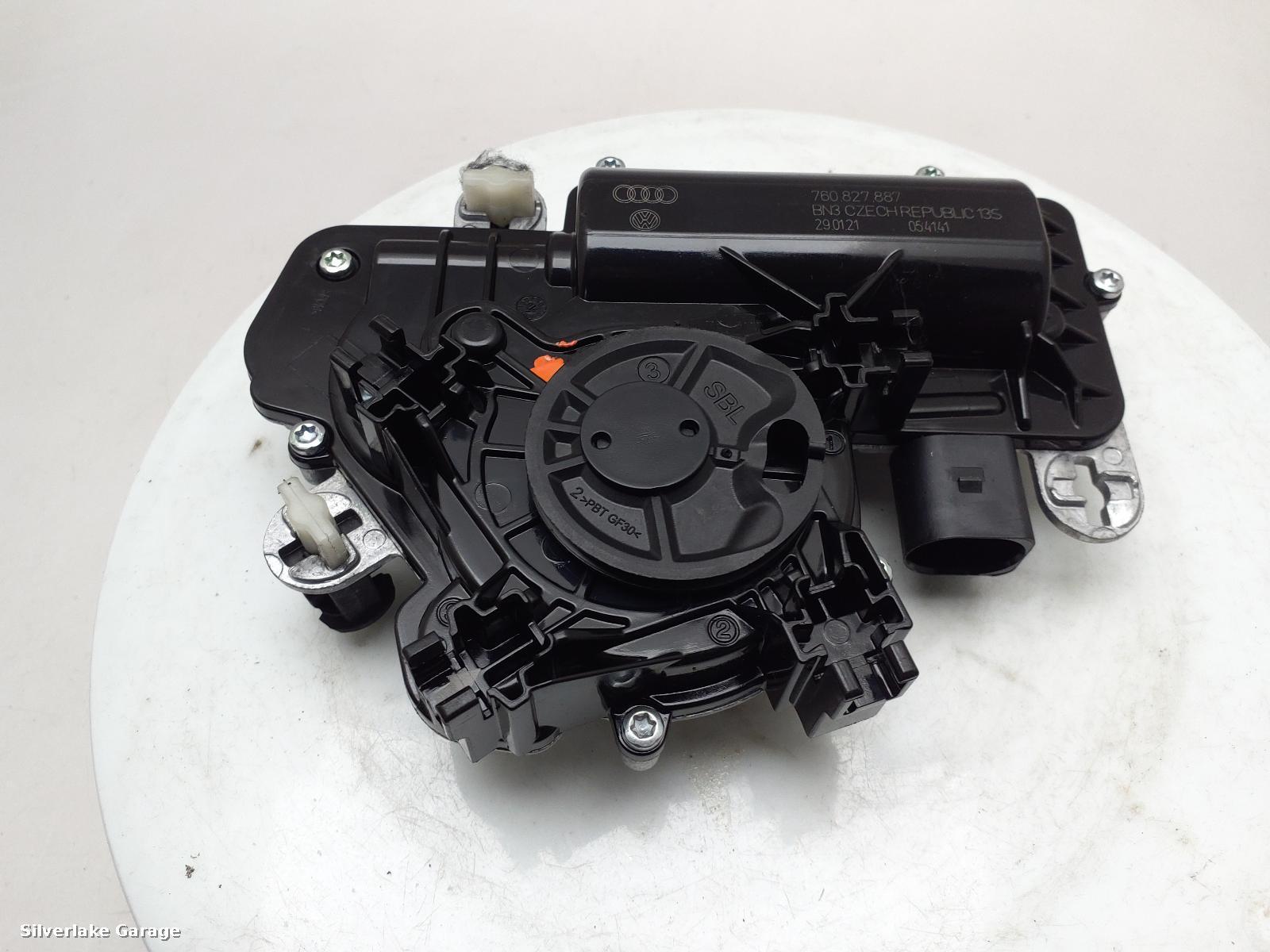View Auto part Tailgate Regulator PORSCHE CAYENNE 2021
