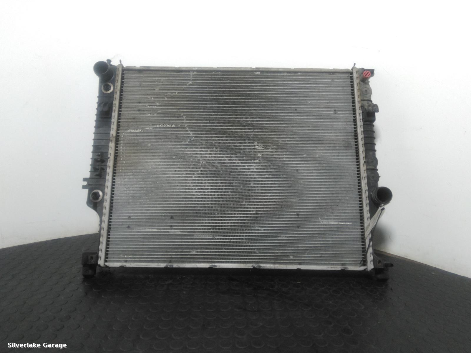 View Auto part Radiator MERCEDES M CLASS 2010
