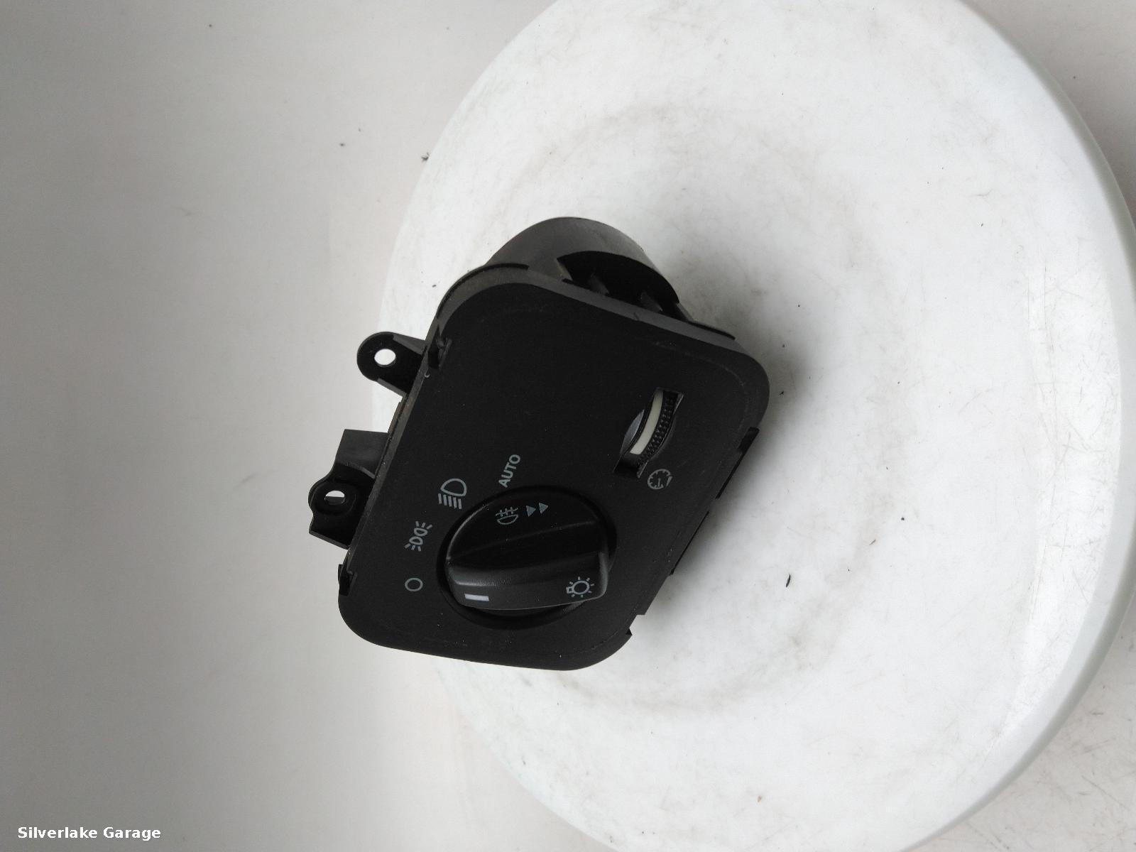 View Auto part Headlight Switch LAND ROVER DISCOVERY 2005