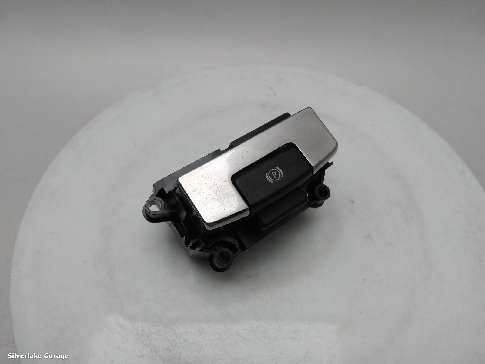 View Auto part Handbrake Lever/Button/Assembly LAND ROVER RANGE ROVER 2018