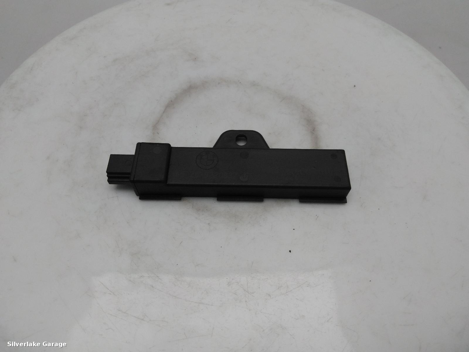 View Auto part Antenna BMW 1 SERIES 2013