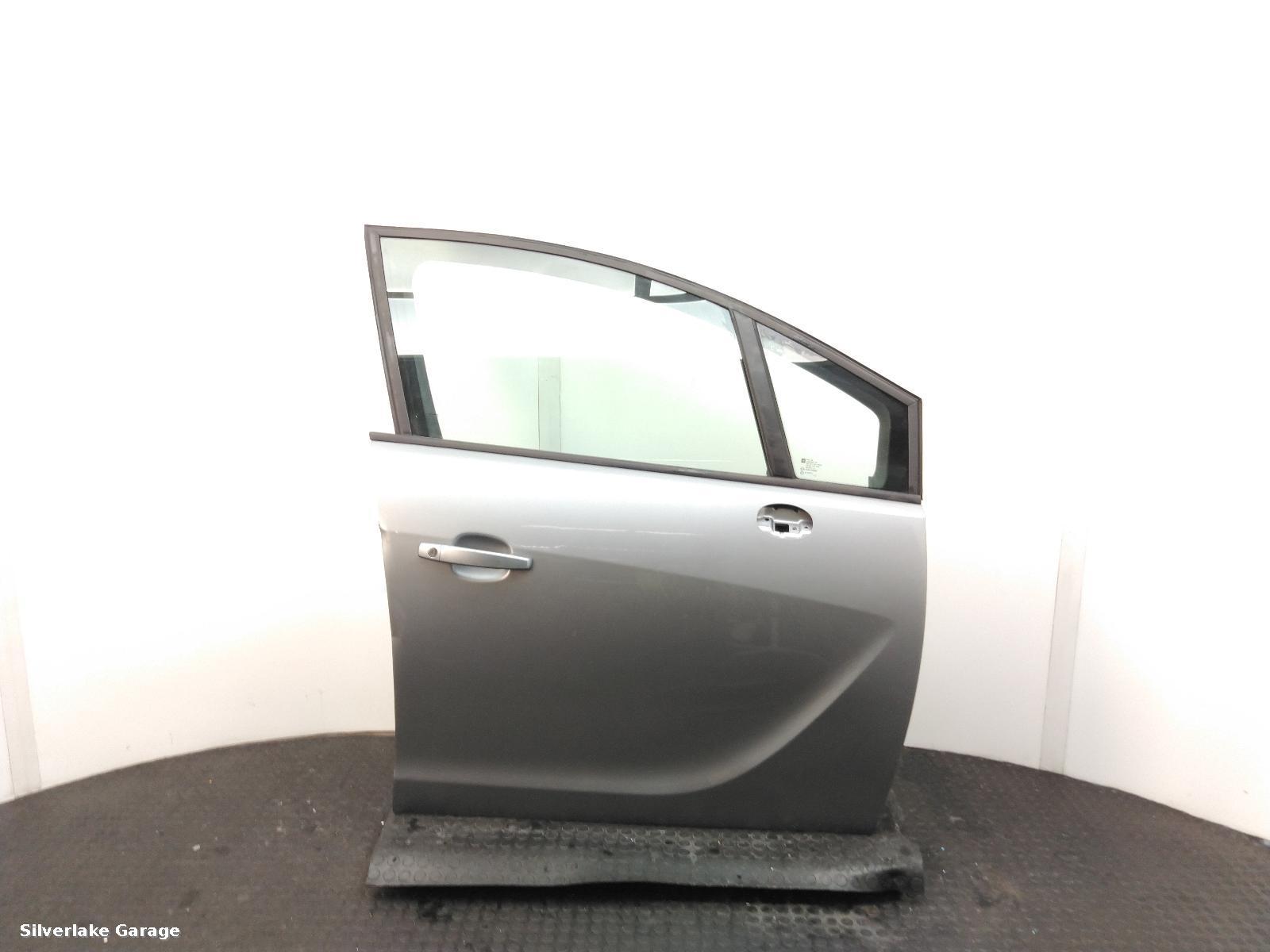 View Auto part R Front Door VAUXHALL MERIVA 2010