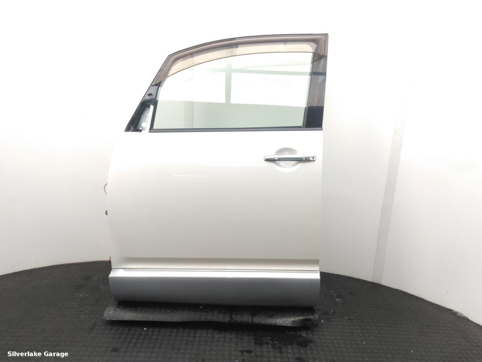 View Auto part L Front Door MITSUBISHI DELICA 2008