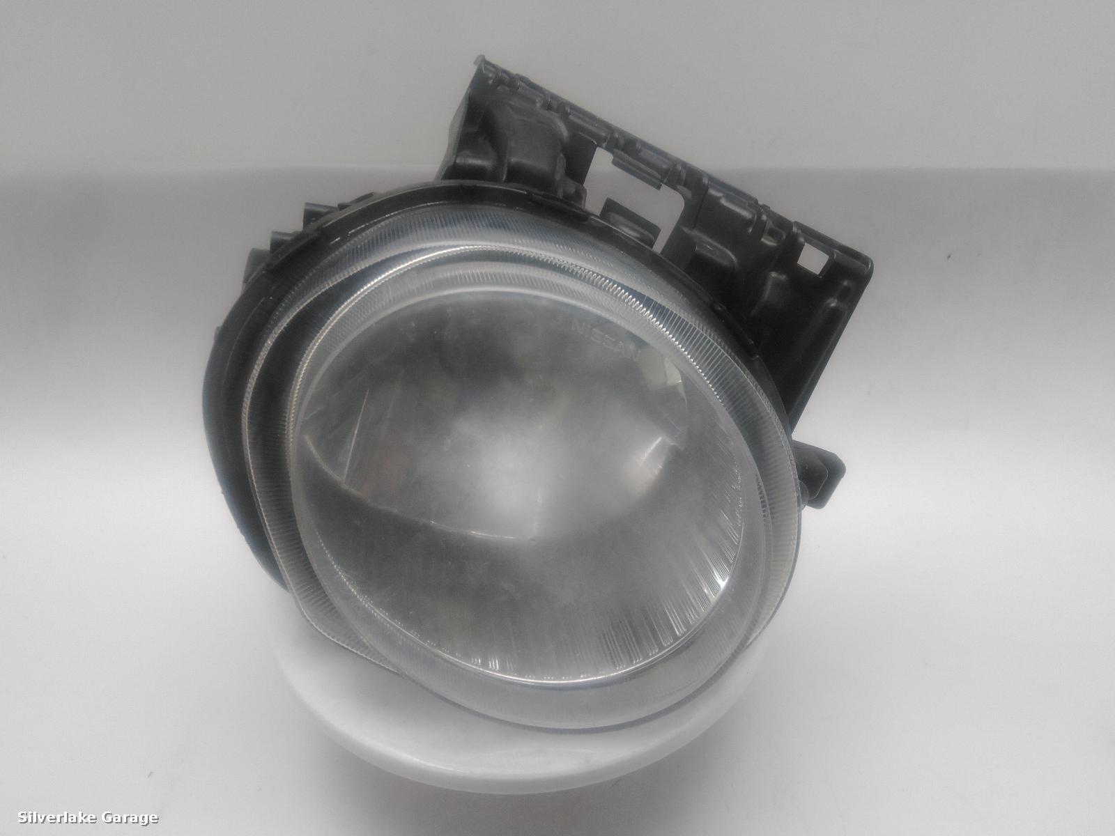 View Auto part R Headlamp NISSAN JUKE 2011