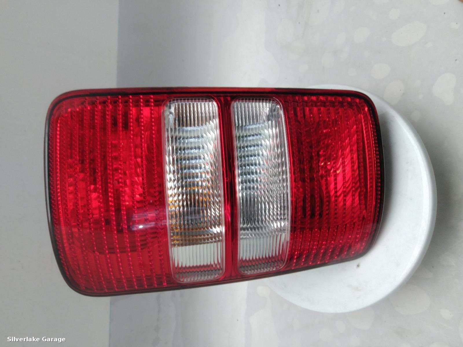 View Auto part R Taillight VOLKSWAGEN CADDY 2015