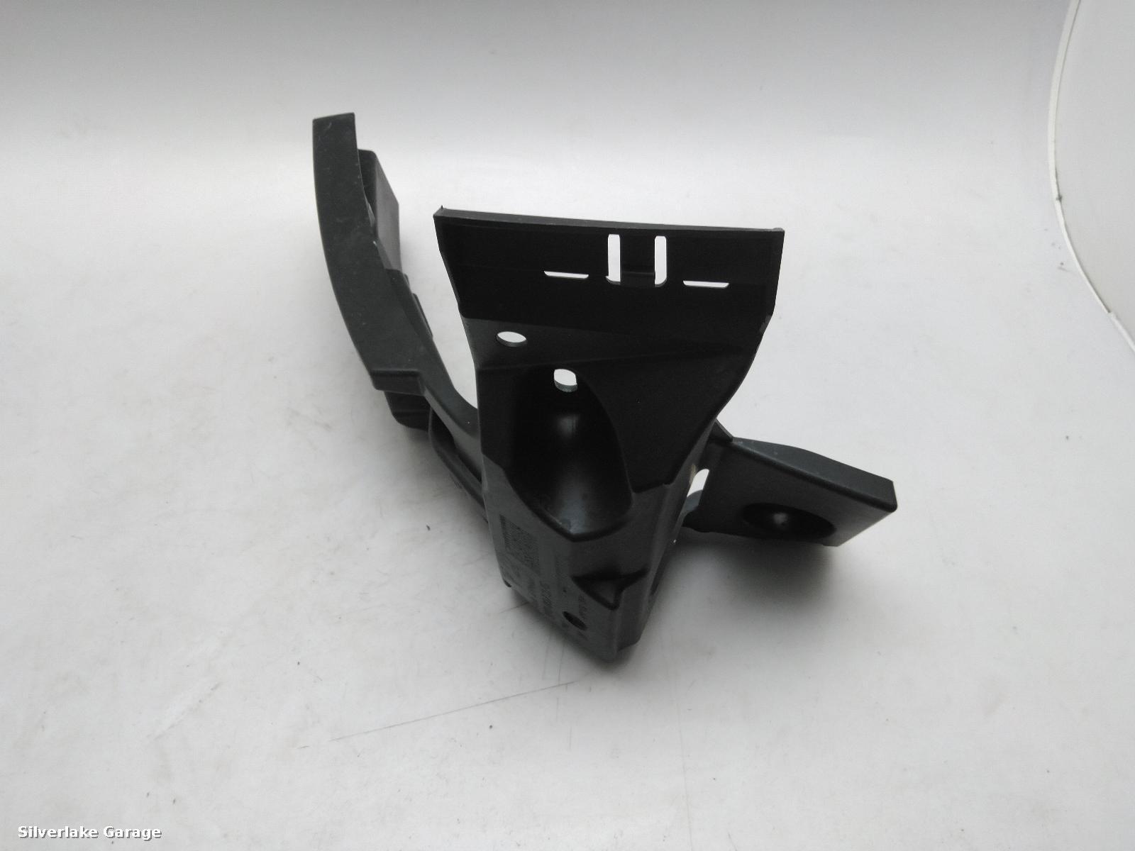 View Auto part REAR BUMPER BRACKET PORSCHE CAYENNE 2021
