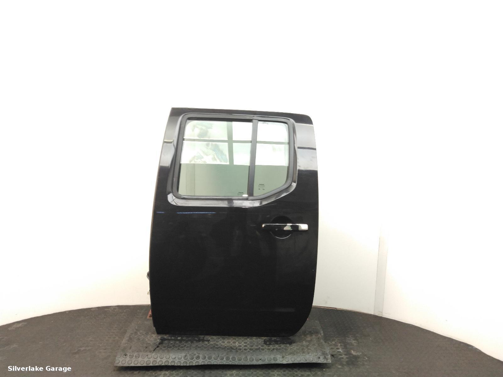 View Auto part L Rear Door NISSAN NAVARA 2008