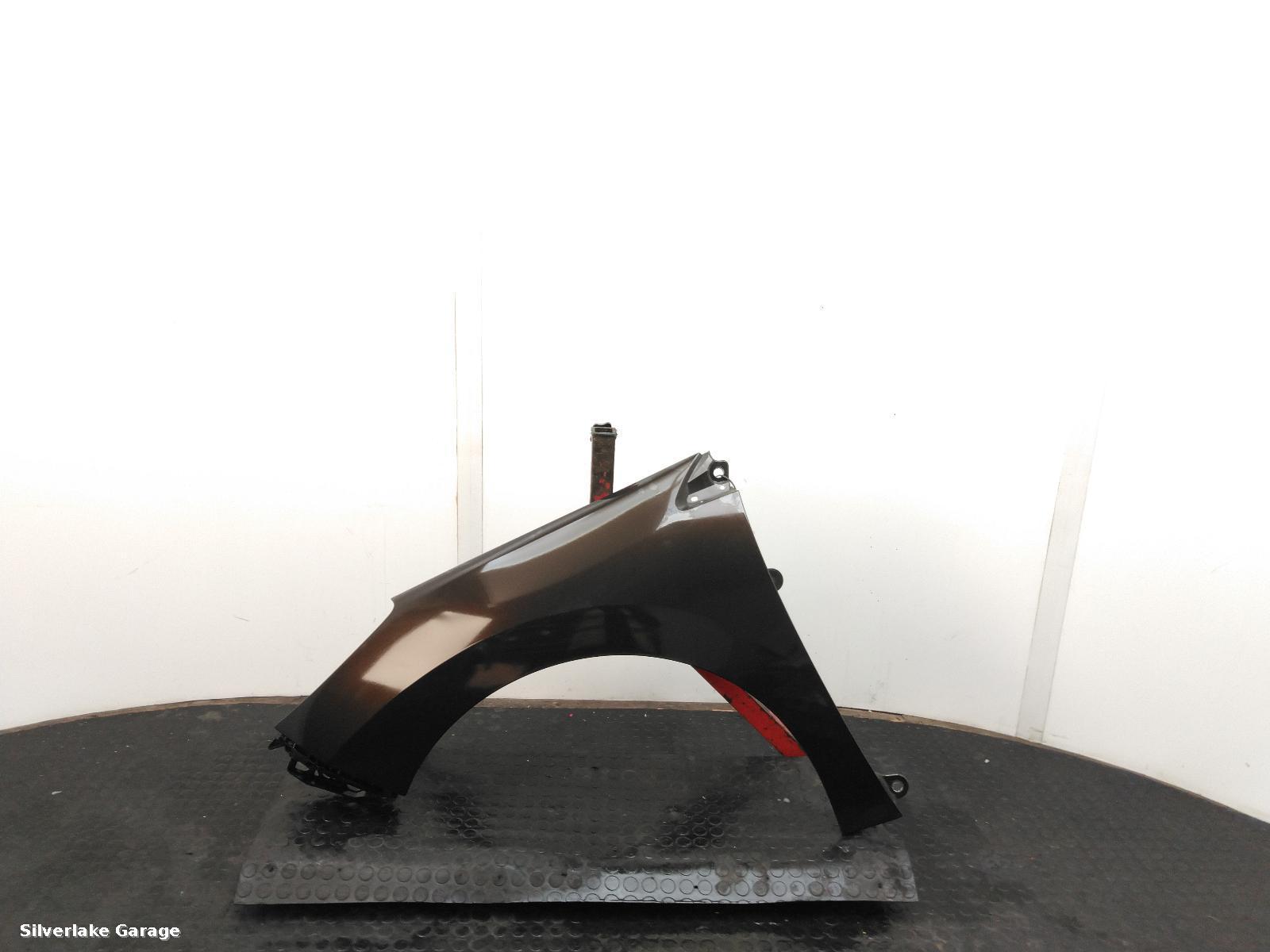 View Auto part L Wing PEUGEOT 308 2010