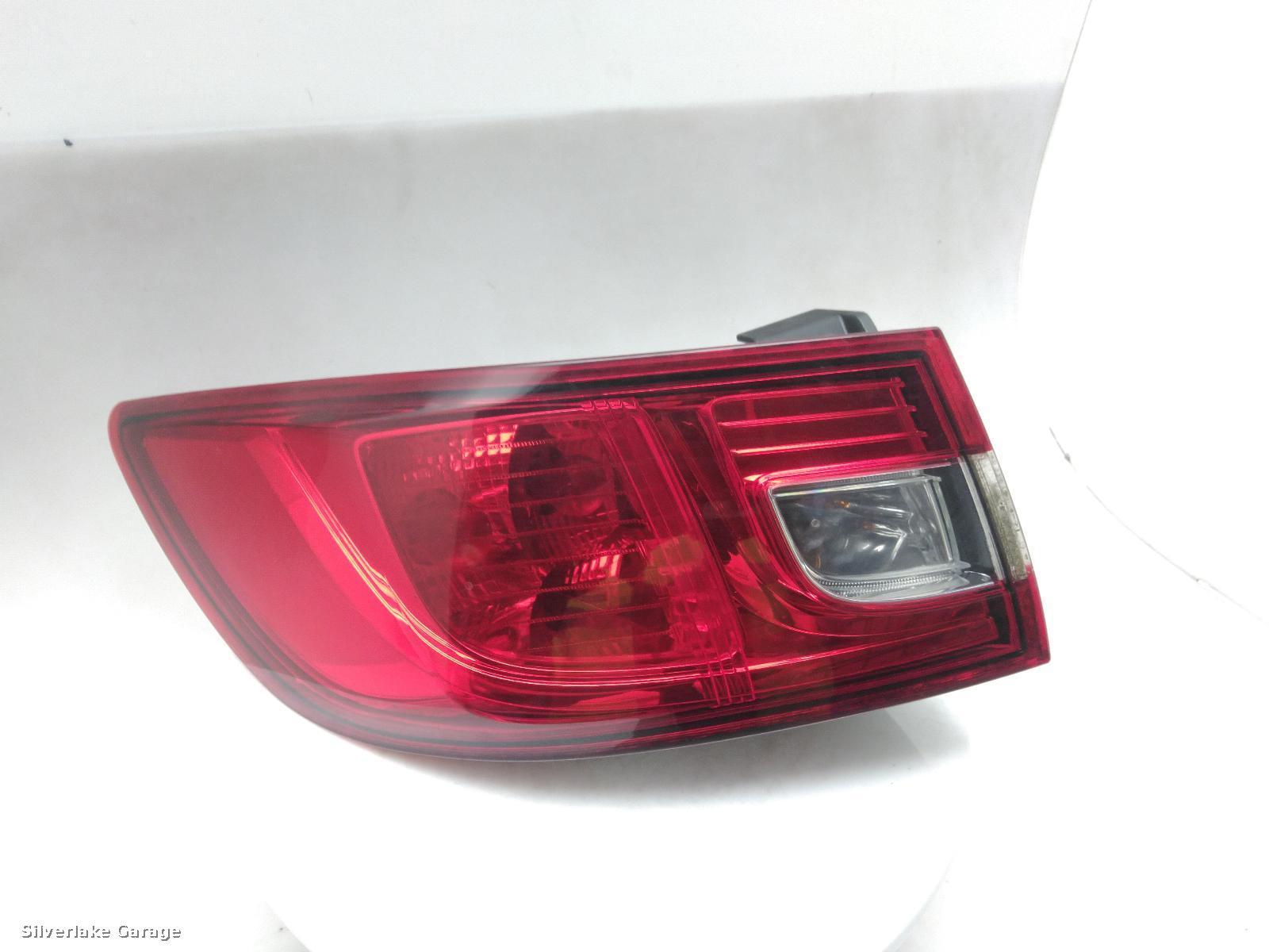 View Auto part L Taillight RENAULT CLIO 2013