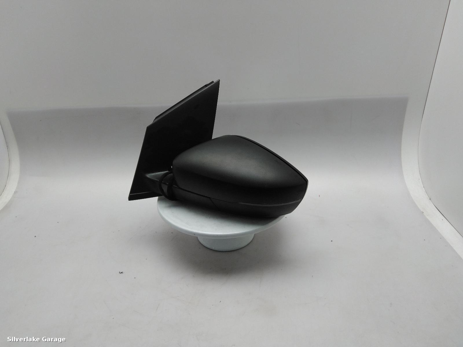 View Auto part L Door Mirror VOLKSWAGEN POLO 2011