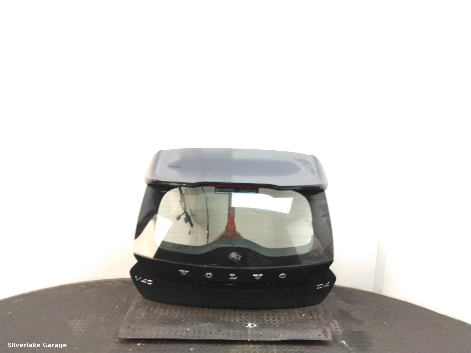 View Auto part Bootlid/Tailgate VOLVO V40 2014